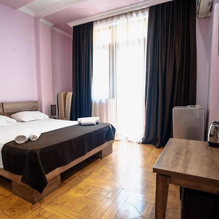 Porto Franco Hotel Batumi Kültér fotó
