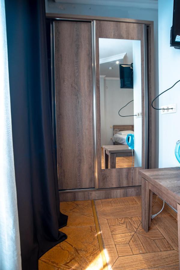 Porto Franco Hotel Batumi Kültér fotó