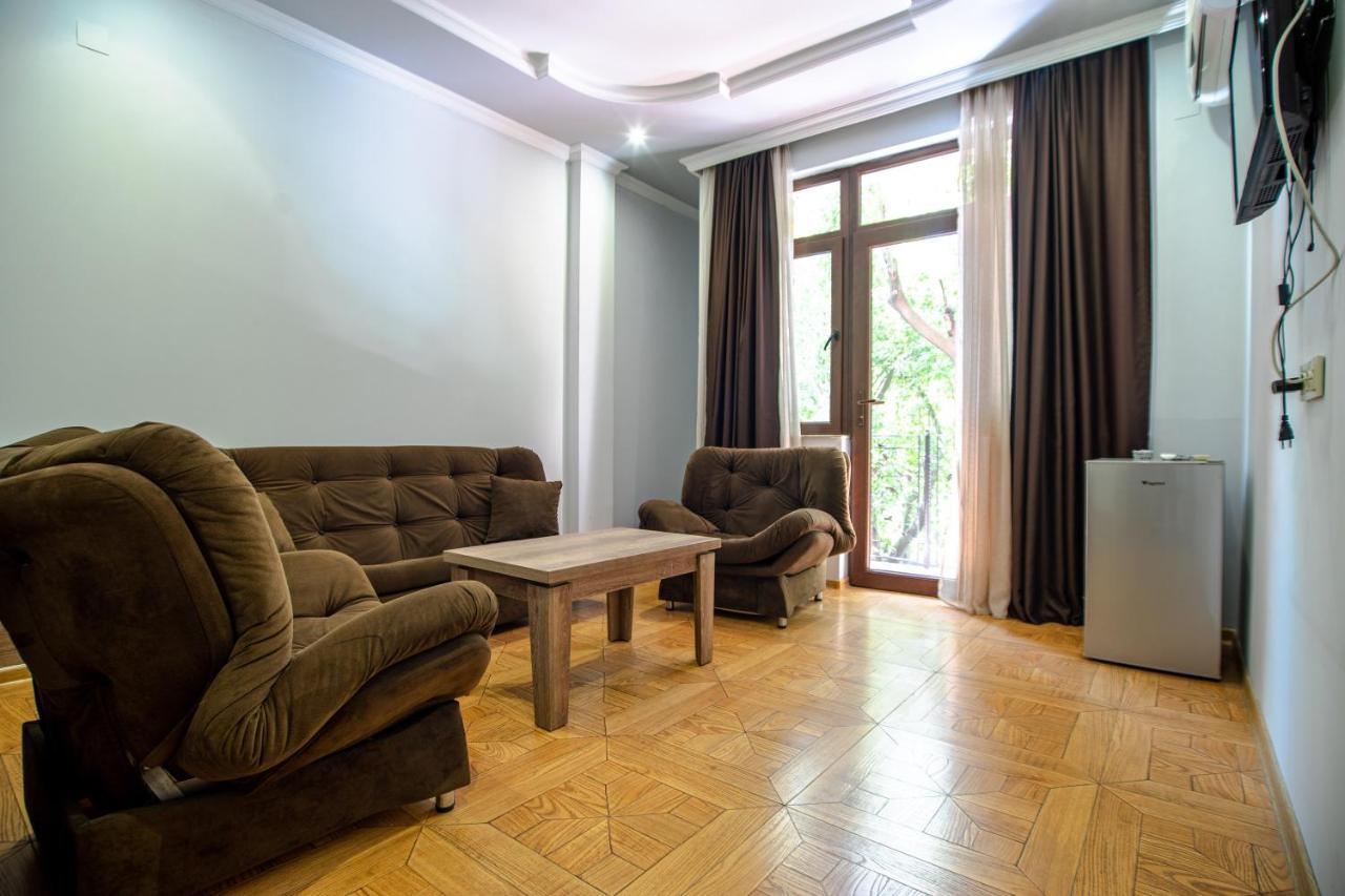 Porto Franco Hotel Batumi Kültér fotó