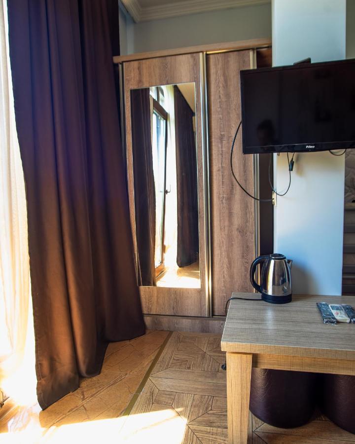 Porto Franco Hotel Batumi Kültér fotó